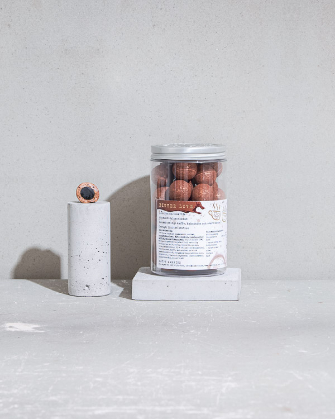 Bitter Love i gruppen Chokoladeovertrukket lakrids hos Haupt Lakrits AB (100170161)